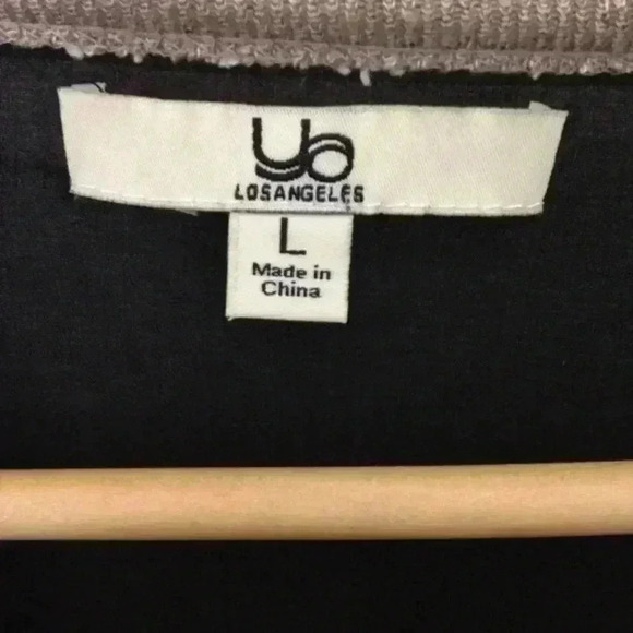 Ya Los Angeles Women Crew Neck L Embroidered Top - Picture 3 of 5